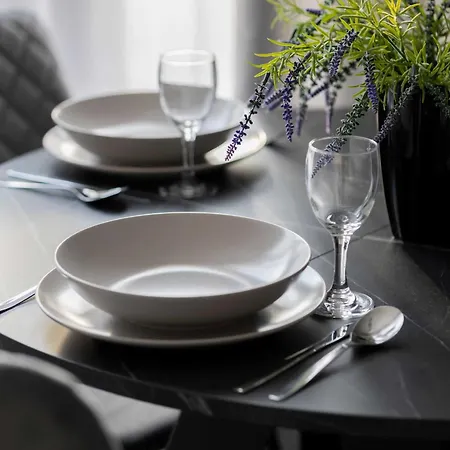 Family Cybernetyki With Ac And Parking By Renters