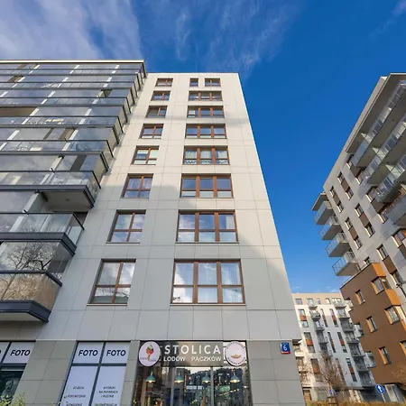 Family Cybernetyki With Ac And Parking By Renters * Warsaw