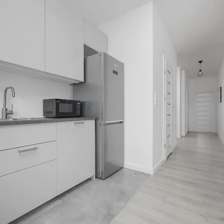 Family Cybernetyki With Ac And Parking By Renters Appartamento *