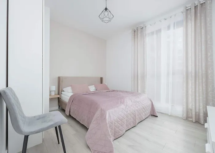 Family Cybernetyki With Ac And Parking By Renters 아파트 바르샤바