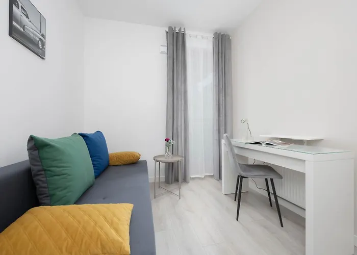 Family Cybernetyki With Ac And Parking By Renters