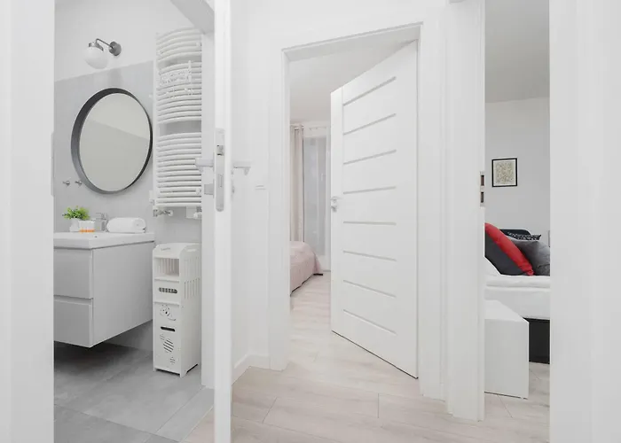 Family Cybernetyki With Ac And Parking By Renters * Varsóvia